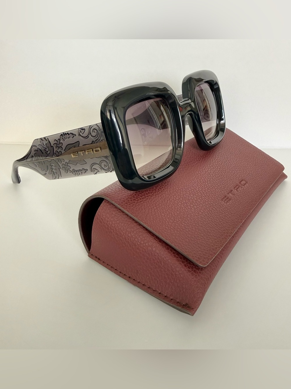 NEW!!! ETRO women oversized black sunglasses ETRO 0015/S KB79O Authentic